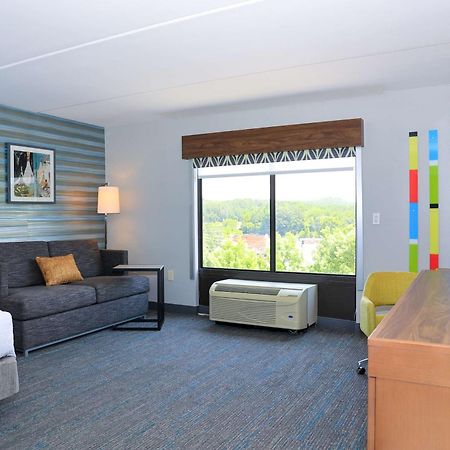Hampton Inn Atlanta-Кантон Экстерьер фото