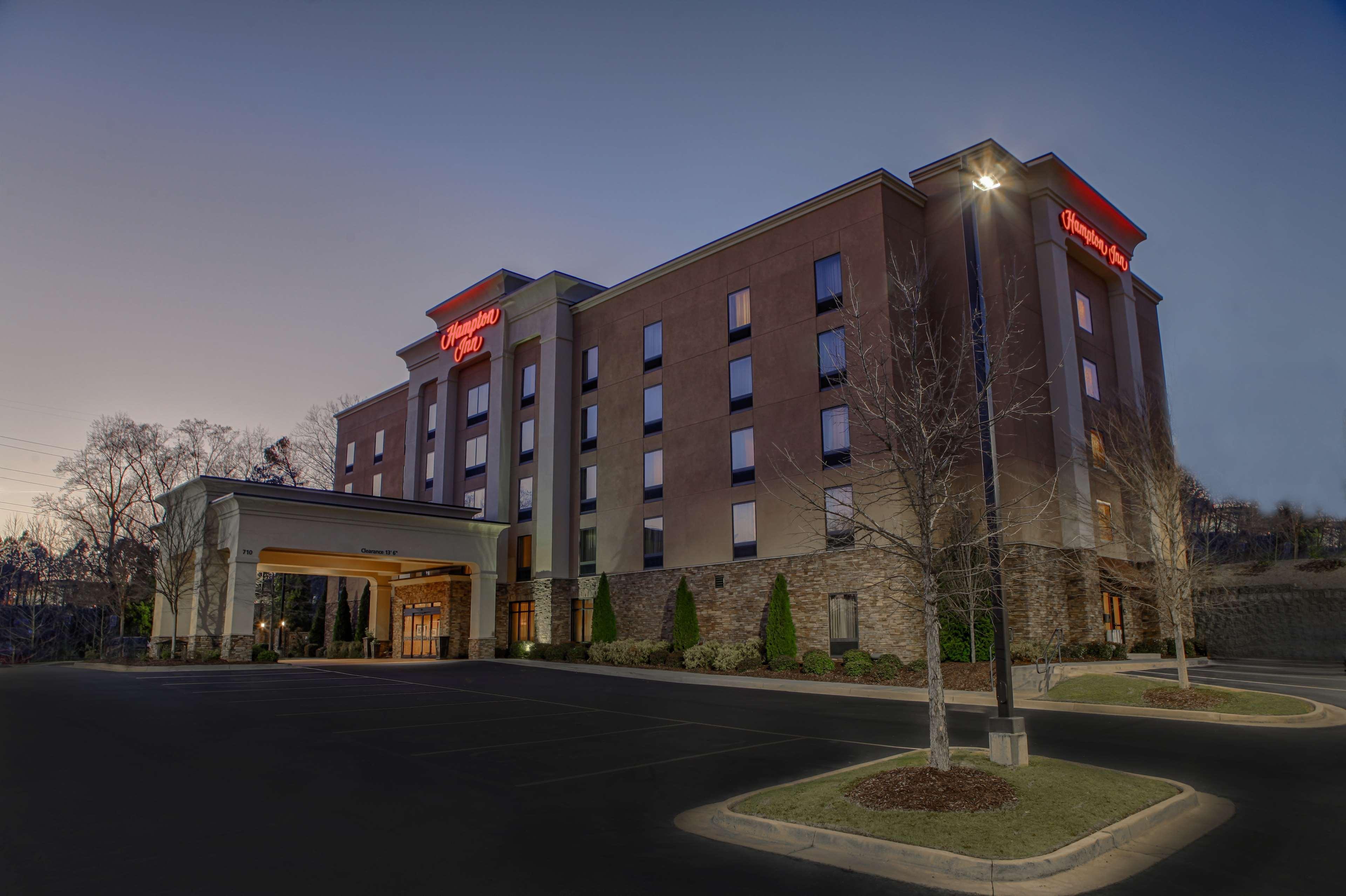 Hampton Inn Atlanta-Кантон Экстерьер фото