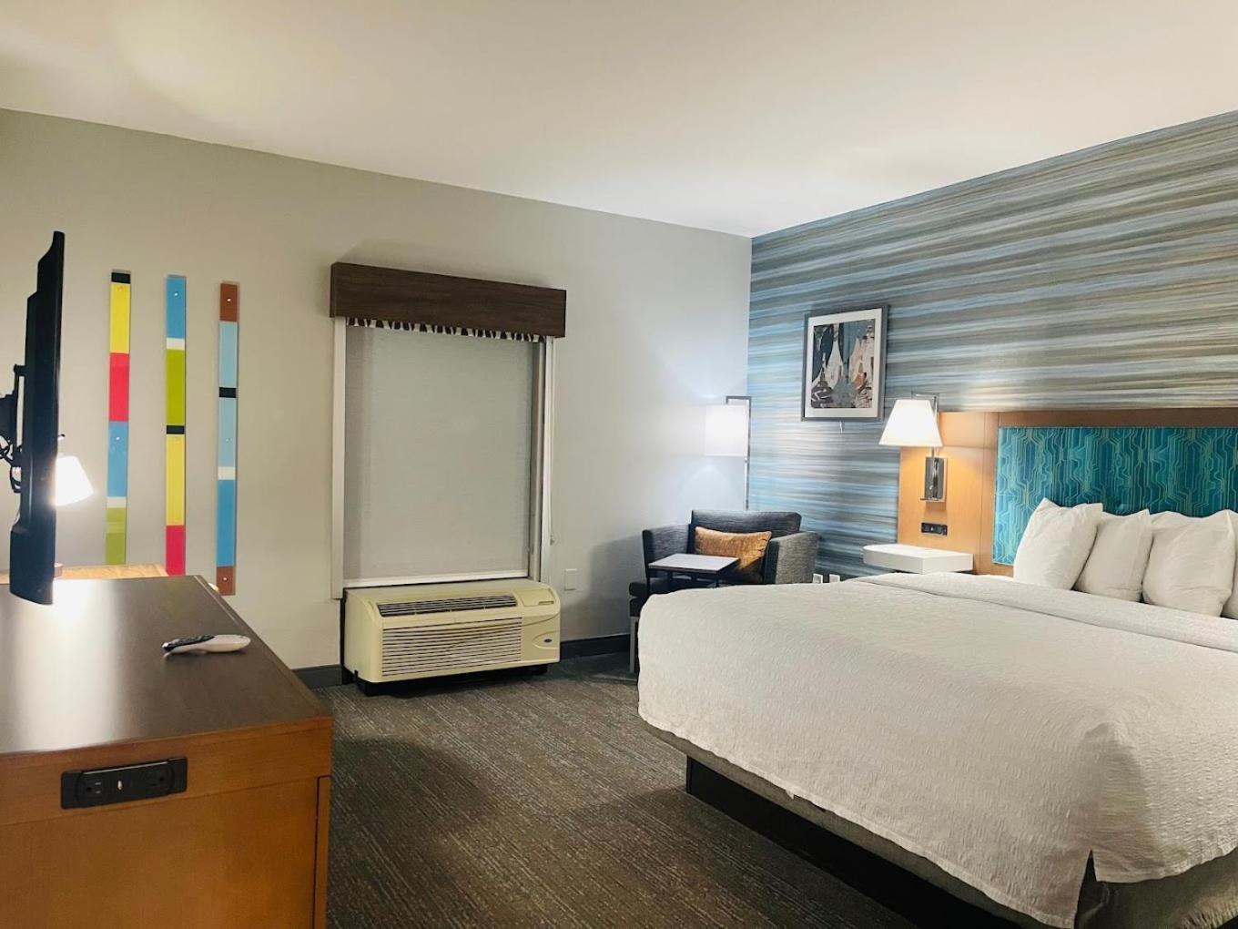 Hampton Inn Atlanta-Кантон Экстерьер фото